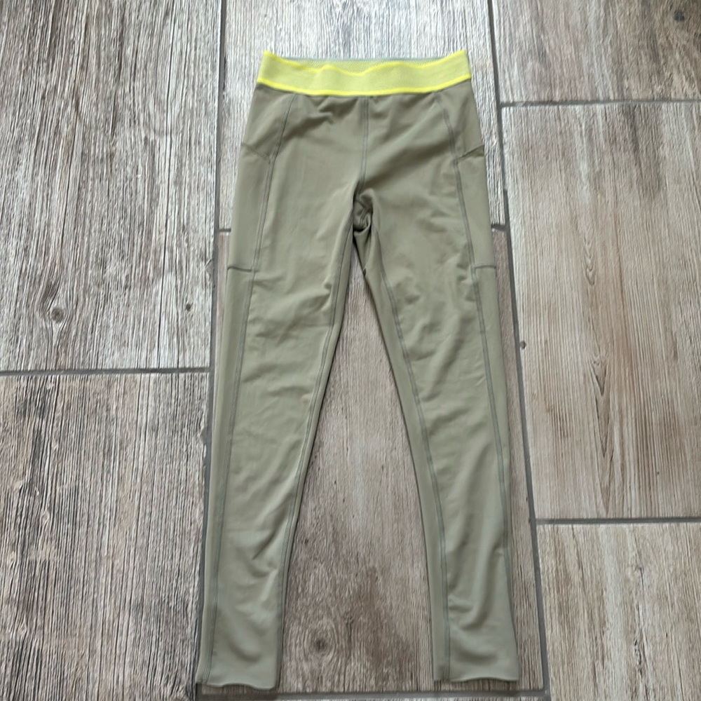 NWOT free people movement olive green leggings